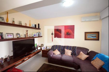 Sala de apartamento para alugar com 4 quartos, 220m² em Itanhangá, Rio de Janeiro