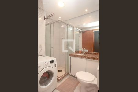 Banheiro de kitnet/studio à venda com 1 quarto, 30m² em Centro Histórico, Porto Alegre
