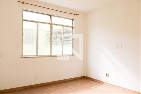 Sala de apartamento para alugar com 2 quartos, 56m² em Cascadura, Rio de Janeiro