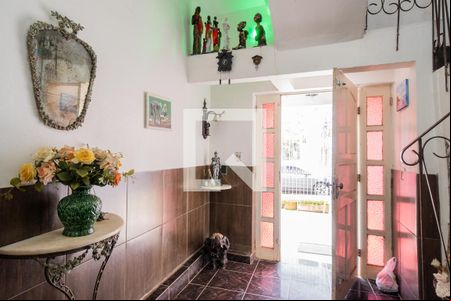 Hall de entrada de casa à venda com 4 quartos, 200m² em Azenha, Porto Alegre