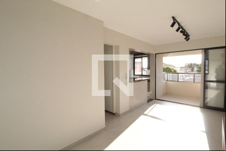 Sala de apartamento para alugar com 2 quartos, 63m² em Brasil, Uberlândia