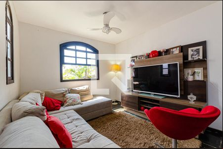 Sala de casa para alugar com 4 quartos, 300m² em São Lourenço, Niterói