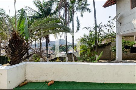Sala de casa para alugar com 4 quartos, 300m² em São Lourenço, Niterói