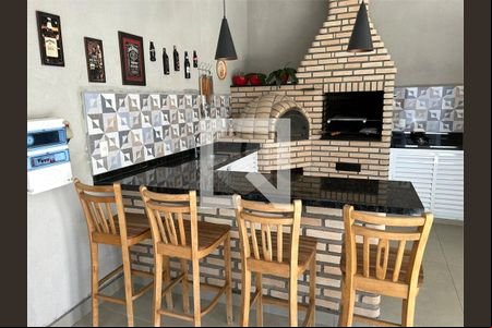 Casa à venda com 2 quartos, 220m² em Jardim Italia, Jundiaí