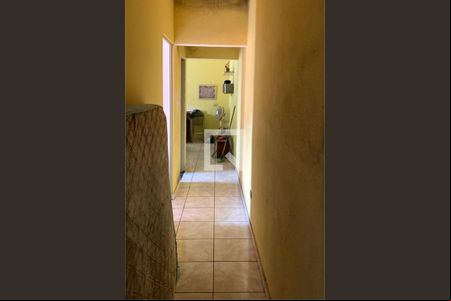 Casa à venda com 4 quartos, 310m² em Vila Taquari, São Paulo