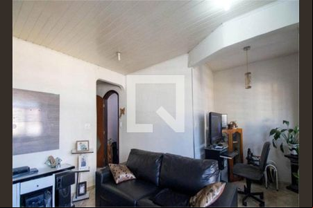 Casa à venda com 5 quartos, 250m² em Vila Matilde, São Paulo