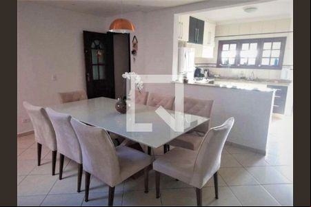Casa à venda com 4 quartos, 262m² em Vila Alto de Santo Andre, Santo André