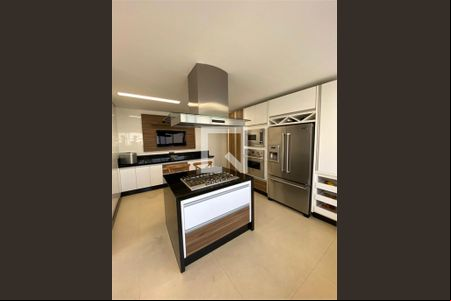 Casa à venda com 5 quartos, 503m² em Alphaville Residencial Zero, Barueri