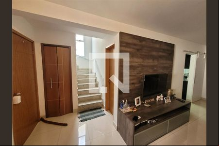 Casa à venda com 4 quartos, 108m² em Veleiros, São Paulo