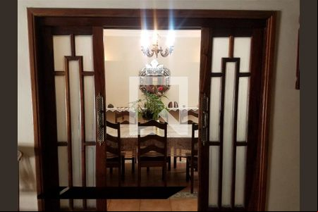 Casa à venda com 5 quartos, 400m² em Parque das Nações, Santo André