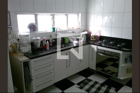 Casa à venda com 3 quartos, 146m² em Parque Sao Domingos, São Paulo