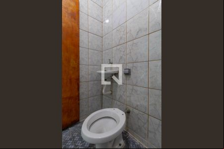 Banheiro de casa para alugar com 1 quarto, 40m² em Jardim Fernandes, São Paulo