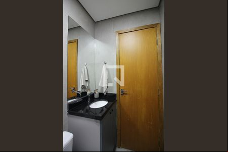 Banheiro Social de kitnet/studio para alugar com 1 quarto, 20m² em Centro, São Bernardo do Campo