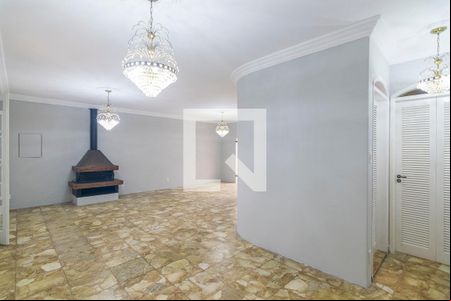 Sala de casa à venda com 4 quartos, 311m² em Santa Maria, Santo André