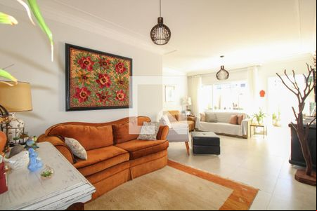 Sala de casa para alugar com 4 quartos, 300m² em Parque das Flores, Campinas