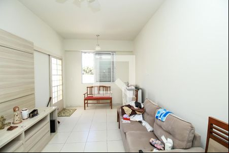 Sala de casa à venda com 3 quartos, 120m² em Santo Andre, Belo Horizonte