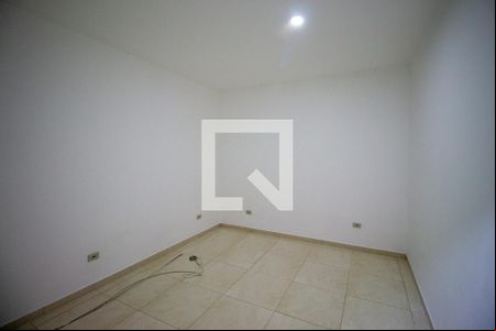 Quarto 1 de casa para alugar com 2 quartos, 40m² em Parque Santa Rita, São Paulo