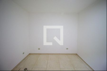 Quarto 1 de casa para alugar com 2 quartos, 40m² em Parque Santa Rita, São Paulo
