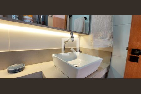 Quarto 1 suíte Banheiro de casa à venda com 2 quartos, 140m² em Vila Clarice, Santo André