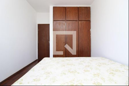Quarto  de apartamento à venda com 3 quartos, 120m² em Santo Antônio, Belo Horizonte