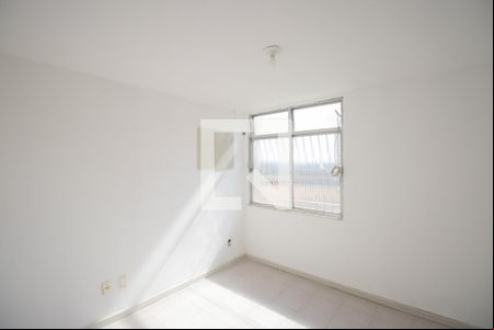 Quarto 2 de apartamento para alugar com 2 quartos, 70m² em Ze Garoto, São Gonçalo