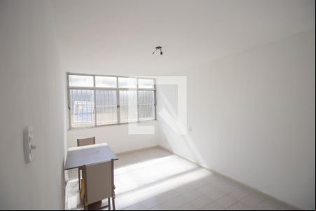 Sala de apartamento para alugar com 2 quartos, 70m² em Ze Garoto, São Gonçalo