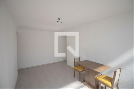 Sala de apartamento para alugar com 2 quartos, 70m² em Ze Garoto, São Gonçalo