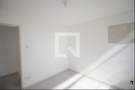 Quarto 2 de apartamento para alugar com 2 quartos, 70m² em Ze Garoto, São Gonçalo