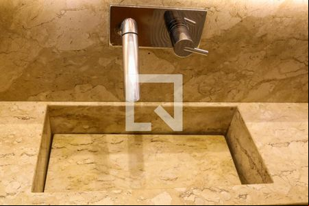 Lavabo - 1º Pavimento de casa para alugar com 6 quartos, 1290m² em Todos Os Santos, Rio de Janeiro