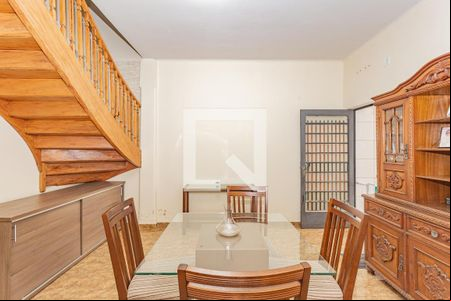Casa à venda com 3 quartos, 168m² em Cambuci, São Paulo