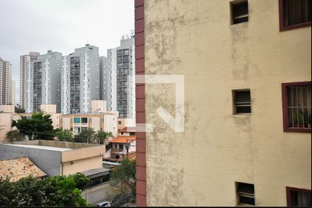 Vista de apartamento à venda com 2 quartos, 73m² em Chácara Agrindus, Taboão da Serra