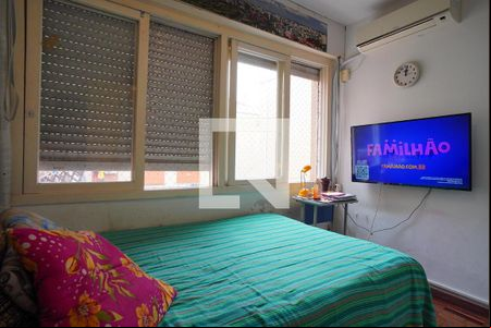 Sala  de kitnet/studio para alugar com 1 quarto, 45m² em Vila Ipiranga, Porto Alegre