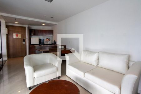 Sala de apartamento à venda com 1 quarto, 48m² em Barra da Tijuca, Rio de Janeiro