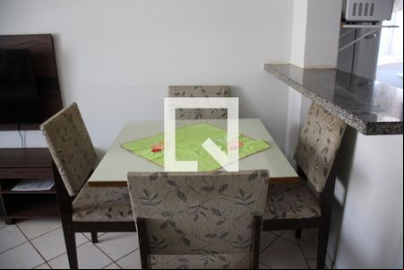 Apartamento para alugar com 2 quartos, 58m² em Santa Mônica, Uberlândia