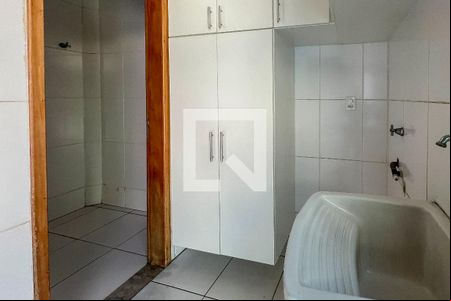 Área de Serviço de casa à venda com 4 quartos, 220m² em Tijuco, Contagem