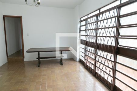 Sala 2 de casa à venda com 3 quartos, 195m² em Teresópolis, Porto Alegre