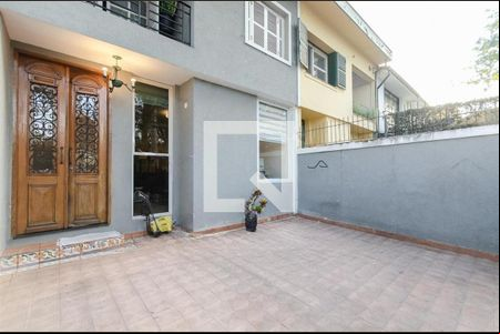 Área Externa de casa para alugar com 3 quartos, 185m² em Vila Nova Conceição , São Paulo