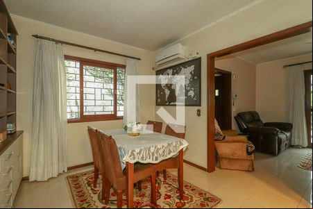 Sala de Jantar de casa à venda com 4 quartos, 174m² em Floresta, Porto Alegre