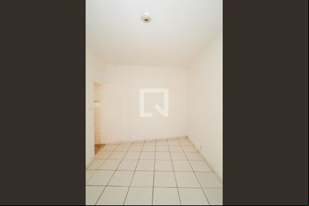 Quarto de casa para alugar com 1 quarto, 27m² em Vila Moraes, São Paulo