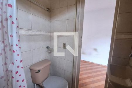 Banheiro de casa para alugar com 2 quartos, 42m² em Figueira, Duque de Caxias