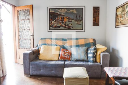 Sala de casa à venda com 6 quartos, 374m² em Santa Teresinha, São Paulo