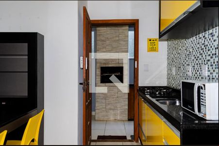Sala / Cozinha de casa para alugar com 2 quartos, 50m² em São João do Rio Vermelho, Florianópolis