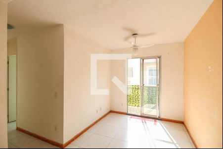 Sala de apartamento para alugar com 2 quartos, 21m² em Centro, Mesquita