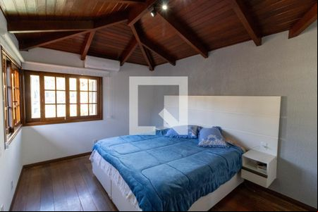 Suíte de casa à venda com 3 quartos, 314m² em Ipanema, Porto Alegre