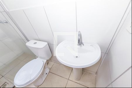 Banheiro de apartamento para alugar com 2 quartos, 58m² em Vila Nova, Novo Hamburgo