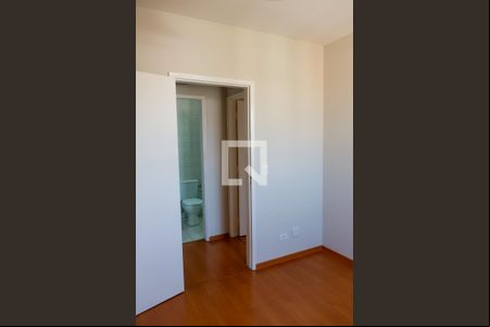 Quarto 1 de apartamento para alugar com 2 quartos, 63m² em Jaguaribe, Osasco