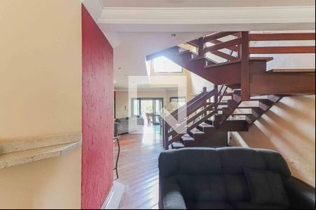 Sala de casa para alugar com 5 quartos, 600m² em Parque dos Principes, São Paulo