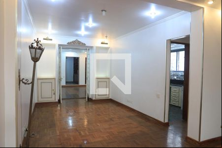 Sala 1 de casa para alugar com 3 quartos, 140m² em Planalto Paulista, São Paulo