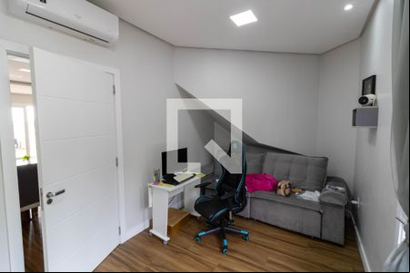Quarto 1 de casa para alugar com 4 quartos, 269m² em Guarujá, Porto Alegre