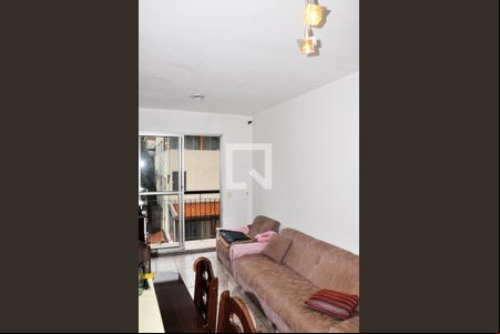 Detalhe - Sala de apartamento para alugar com 2 quartos, 52m² em Conjunto Residencial Vista Verde, São Paulo